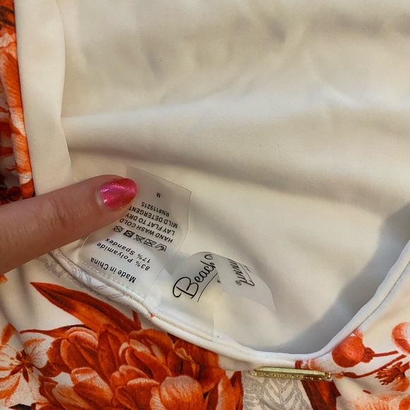 Beach bunny Samantha - Picture 3 of 5